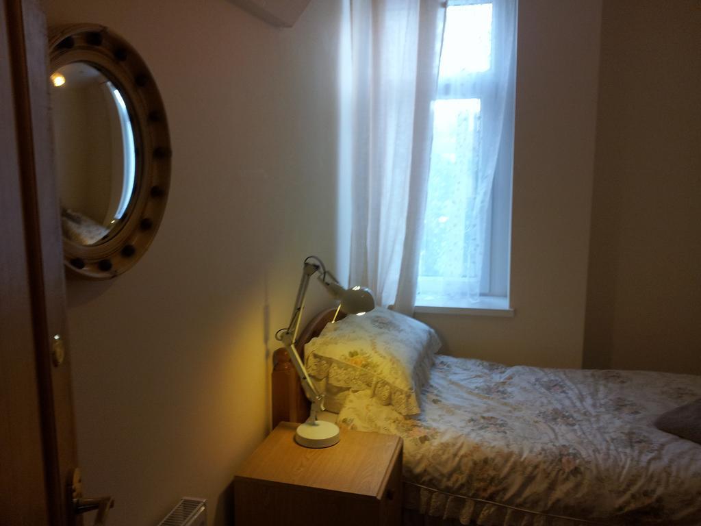 Weaver'S House B&B Cardiff Room photo